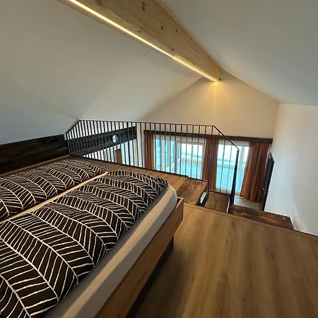 Daro Living Penthouse 아파트